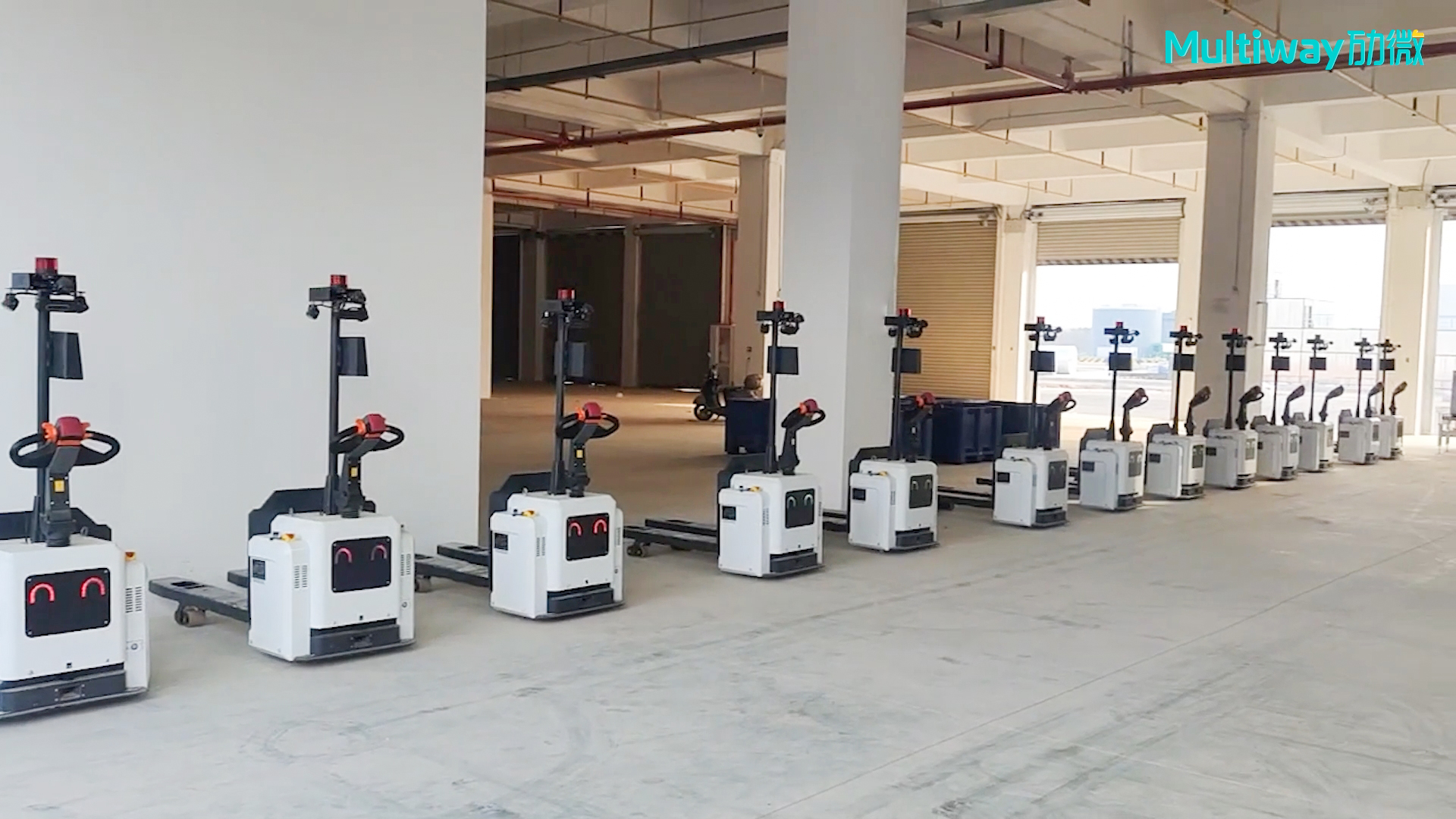 劢微AGV叉车于安防物资仓应用案例